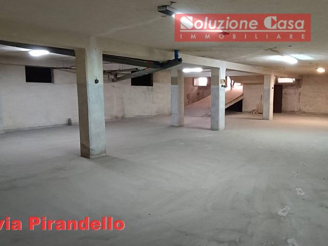 Box in vendita a Puglia, Barletta-andria-trani