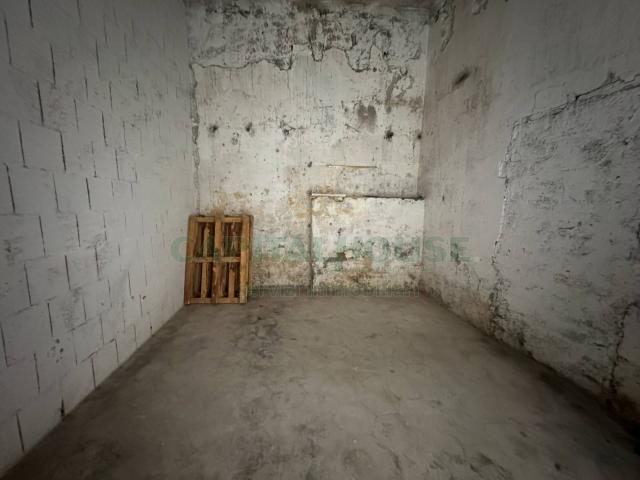 Box in vendita a Capua, Campania