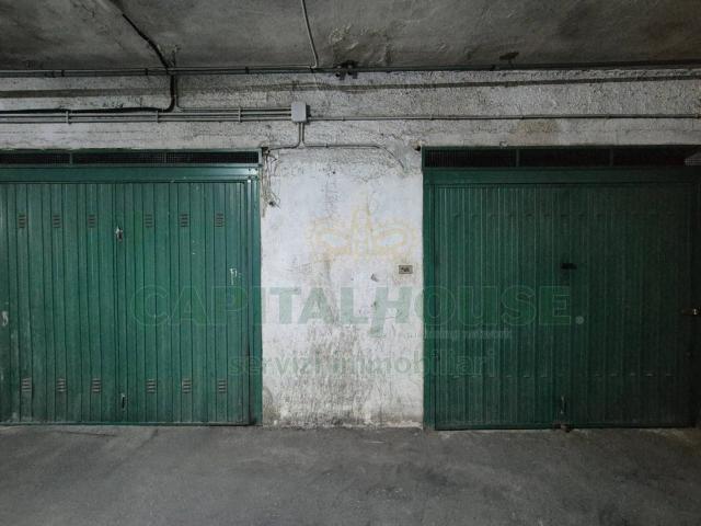 Box in vendita a Casagiove, Campania