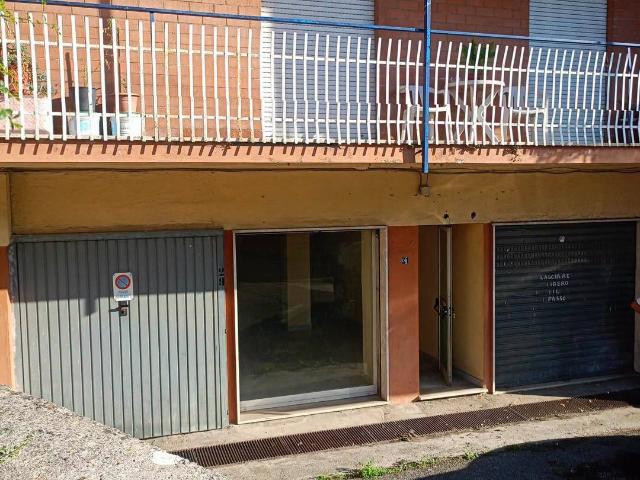 Box in vendita a Ceccano, Frosinone