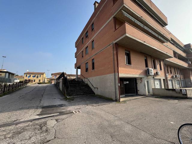 Box in vendita a Villa Fulvia, Ferrara