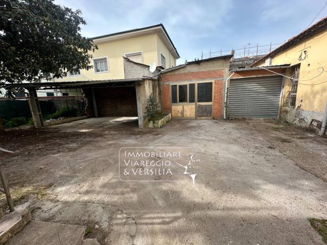 Box in vendita a Unione dei Comuni Circondario dell'Empolese Valdelsa, Fucecchio