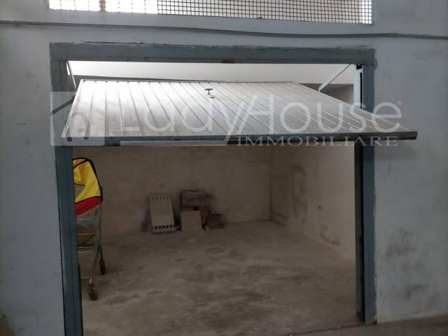 Box in vendita a Puglia, Lecce