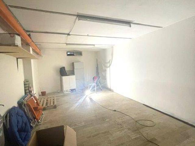 Box in vendita a Marche, Ascoli Piceno