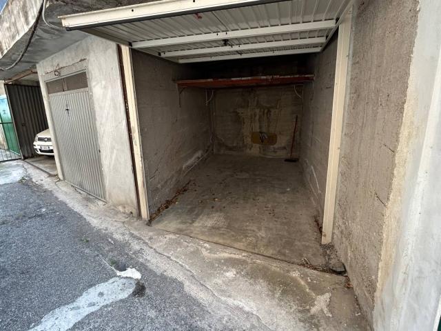 Box in vendita a Laigueglia, Liguria