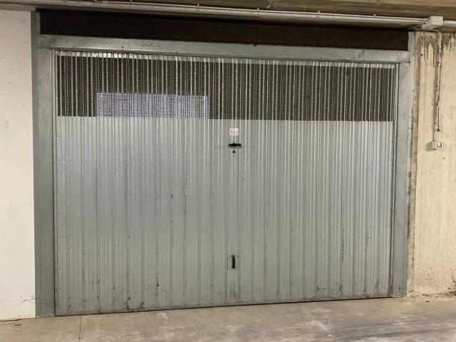 Box in vendita a Marche, Fermo