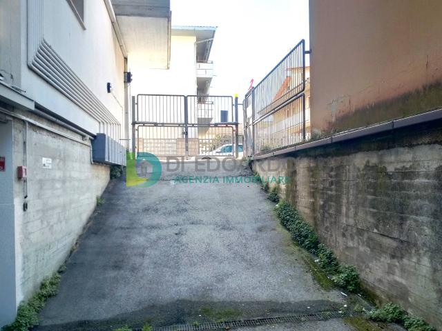 Box in vendita a Martinsicuro, Teramo