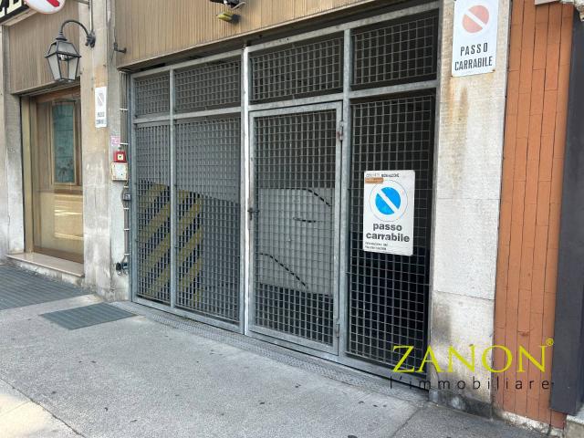 Box in vendita a Monfalcone, Friuli-Venezia Giulia