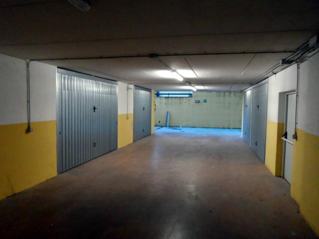 Box in vendita a San Donato, Marche