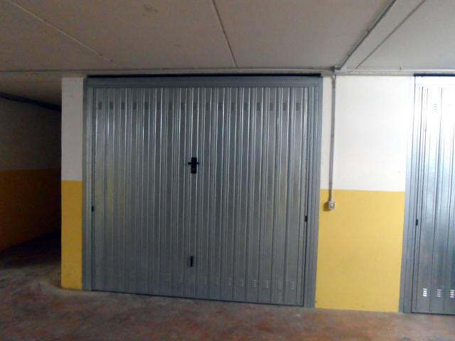 Box in vendita a San Donato, Marche