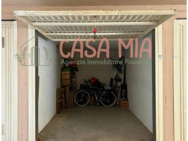 Box in vendita a Rottofreno, Reggio Emilia