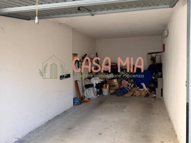 Box in vendita a Rottofreno, Reggio Emilia