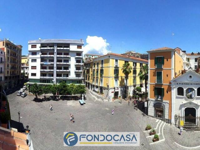 Box in vendita a Salerno, Campania