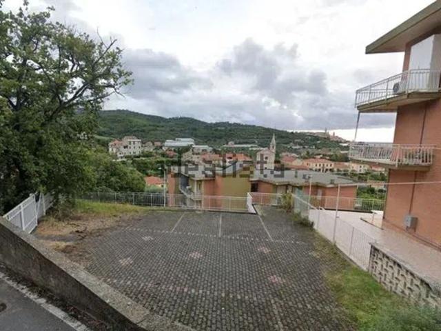 Box in vendita a San Bartolomeo Al Mare, Liguria