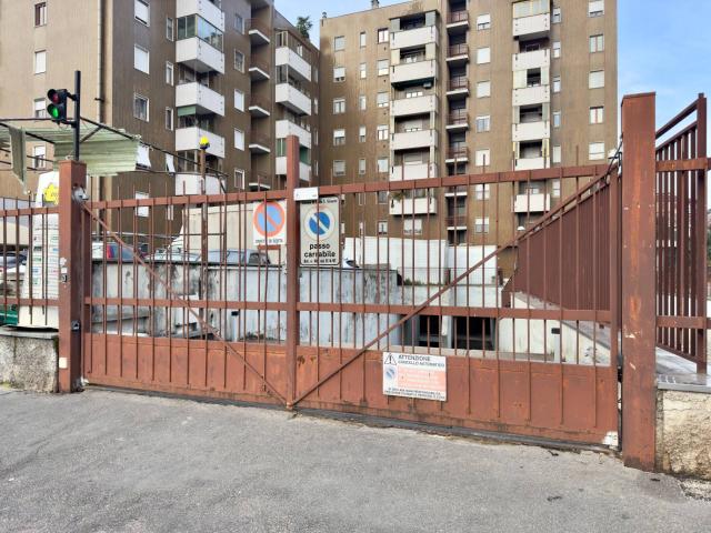 Box in vendita a Zona Omogenea Milano Nord, Sesto San Giovanni