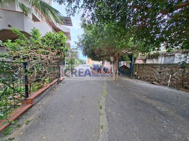Box in vendita a Taormina, Sicilia