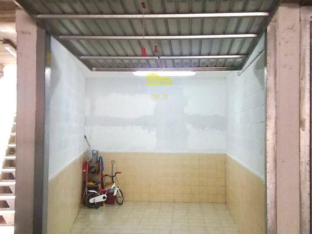 Box in vendita a Baracche, Trezzo Sull'adda