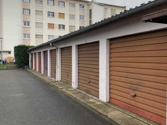 Garage location à Versailles, Les Clayes-sous-bois