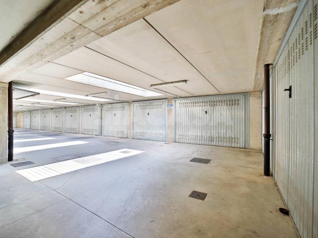Box in vendita a Sulbiate, Lombardia