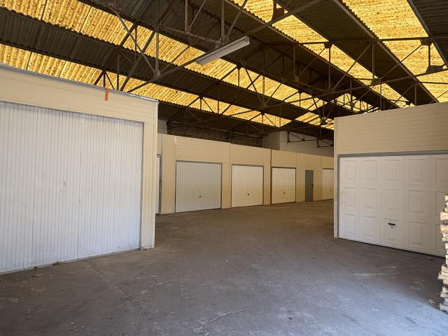 Garage location à Les Sables-d'Olonne, La Mothe-achard