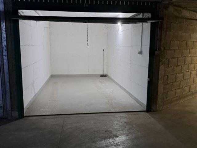 Box in affitto a Segrate, Lombardia