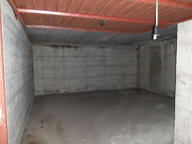 Box in vendita a Barlassina, Lombardia