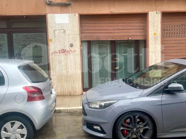 Box in vendita a Centro, Puglia