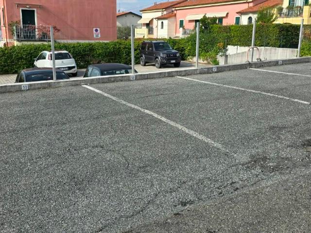 Box in vendita a Santo Stefano di Magra, La Spezia