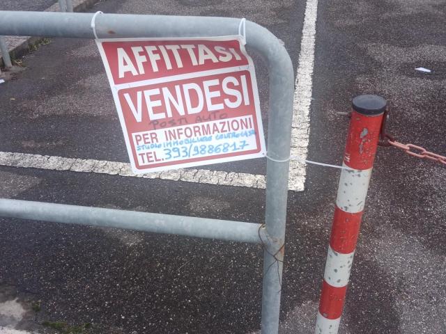 Box in vendita a San Lorenzo, Campi Bisenzio