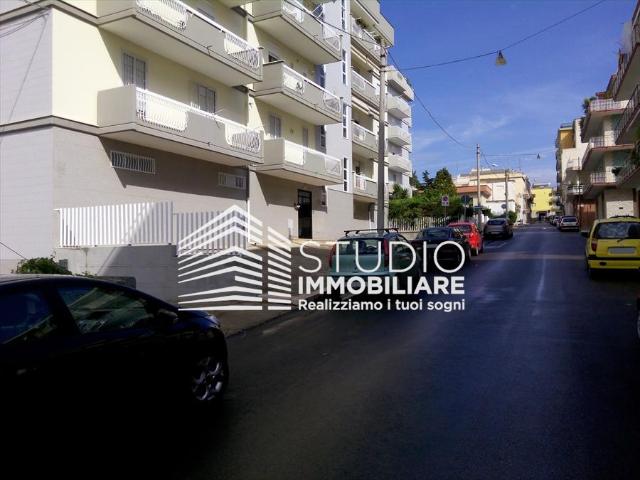 Box in affitto a Puglia, Bari