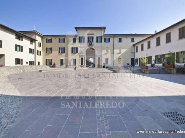 Box in vendita a Concorezzo, Monza-brianza