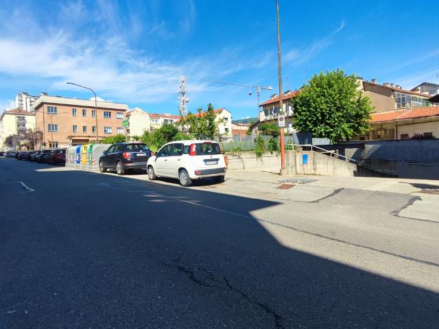 Box in vendita a San Luigi, Piemonte