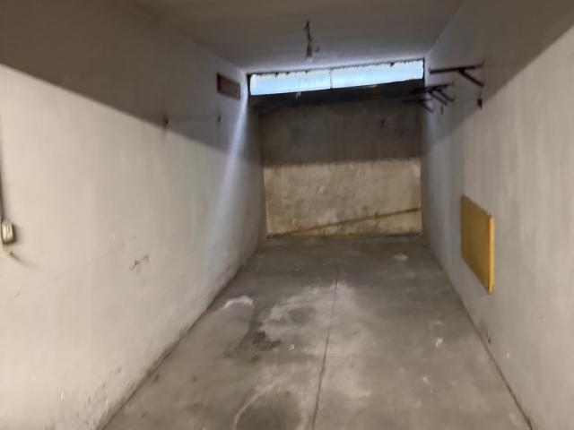Box in vendita a Cospea, Terni