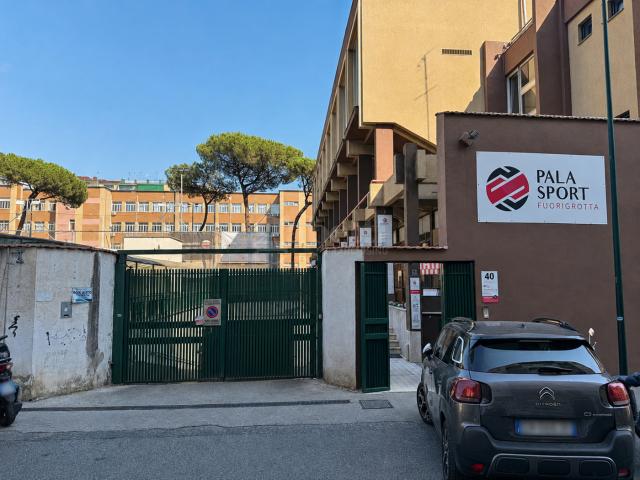 Box in vendita a Municipalità 10, Campania