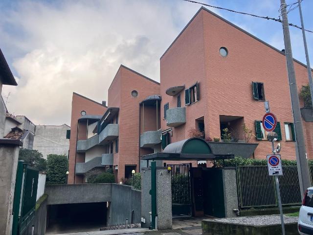 Box in vendita a San Gottardo, Monza