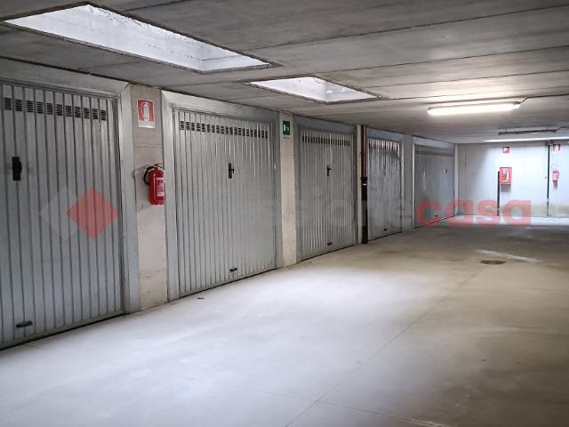 Box in vendita a Vaprio D'adda, Lombardia