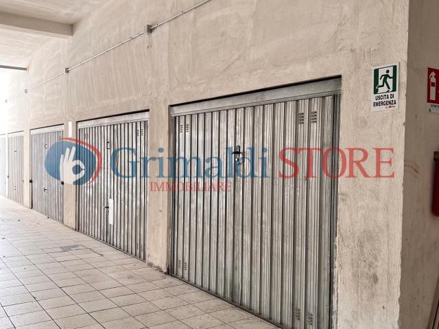 Box in vendita a Puglia, Lecce