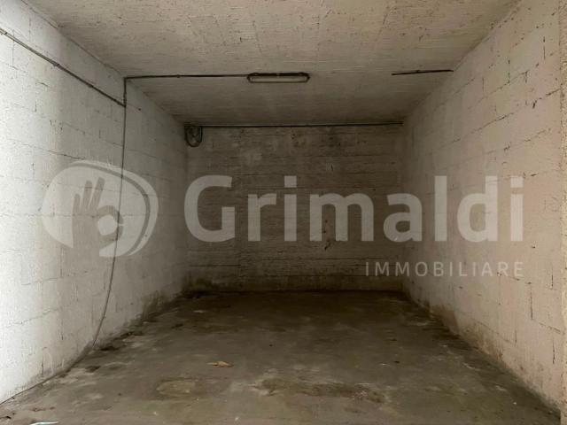 Box in affitto a Quarto, Campania