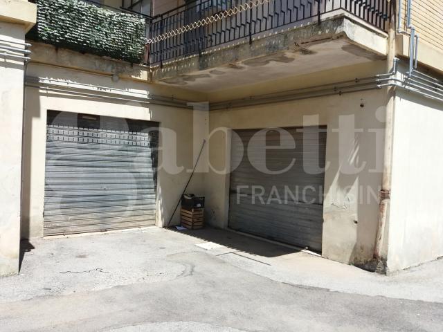 Box in vendita a Puglia, Lecce