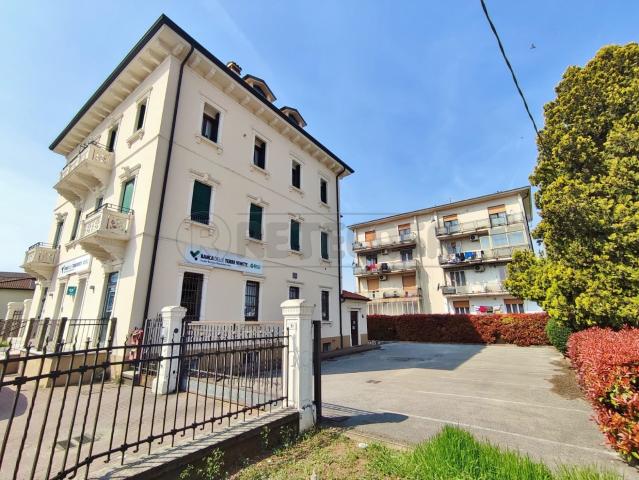 Box in vendita a Sarego, Veneto