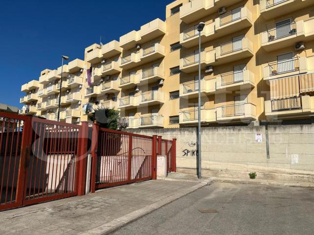Box in vendita a Puglia, Barletta-andria-trani