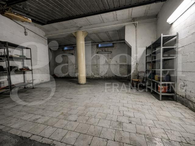 Box in vendita a San Faustino, Modena