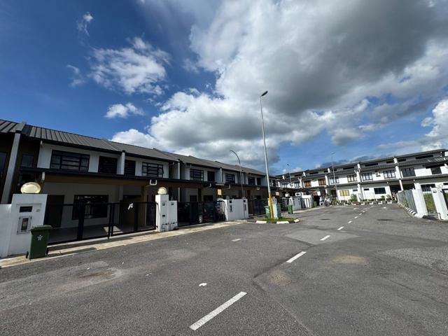 Terraced House for rent in Kuching, Sarawak