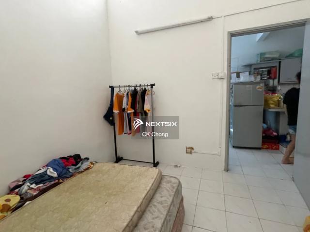 Residential House for sale in Kuching, Bahagian Kuching