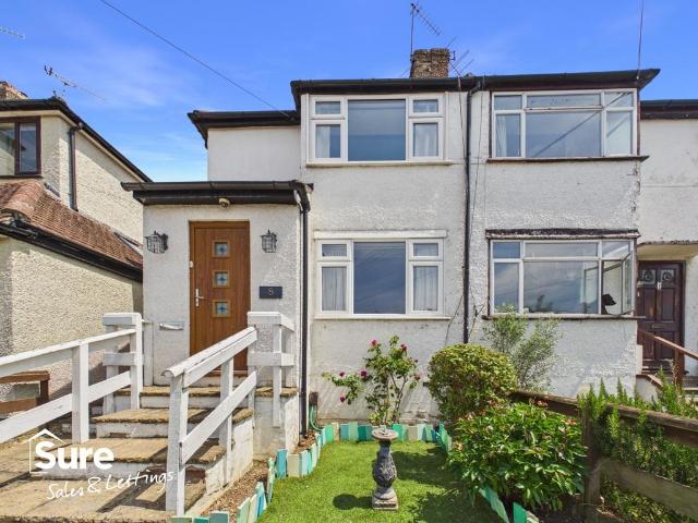 House for rent in Hammerfield, Pouchen End