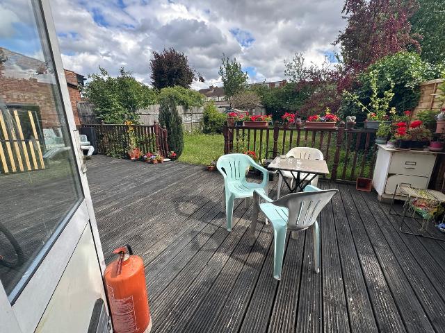 Studio for rent in Kenton, Greater London