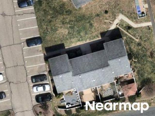 Condo for sale in Glastonbury, Connecticut