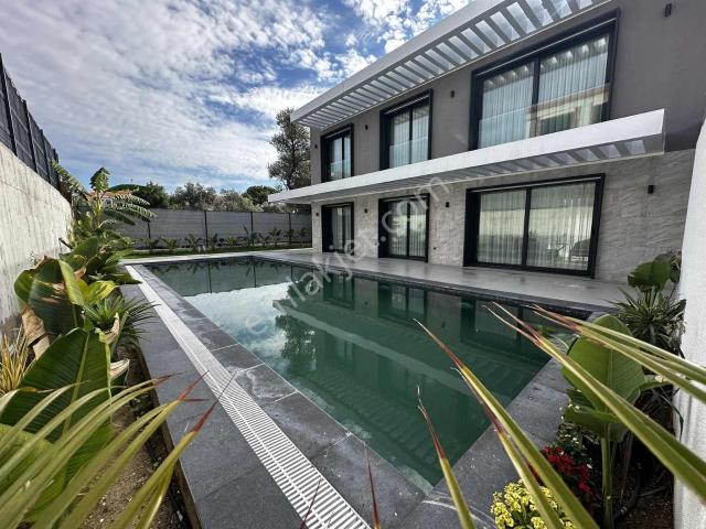 Çeşme, İzmir içerisinde satılık Villa