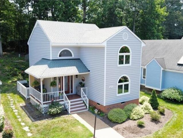 Condo for sale in Midlothian