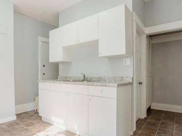 House for rent in East St. Paul, Manitoba